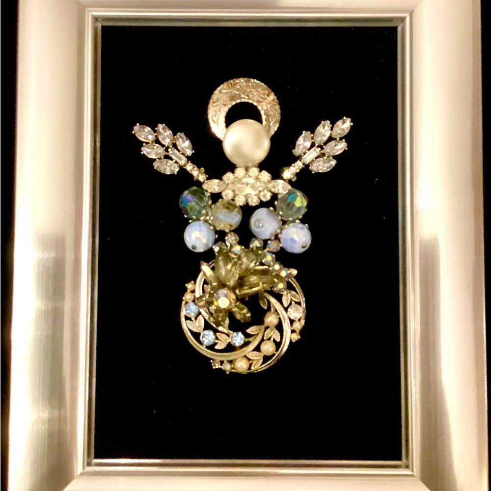 Angel Jenna 9 x 7” frame